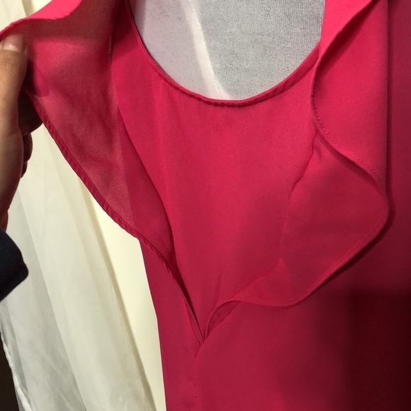 Violet + Claire pink ripple sleeve sheer blouse size medium - Picture 10 of 11